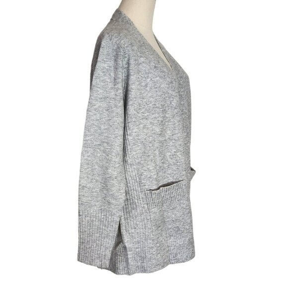 Love Ellie Light Grey Long Sleeve Cardigan With Pockets Women's Size M - Picture 2 of 16
